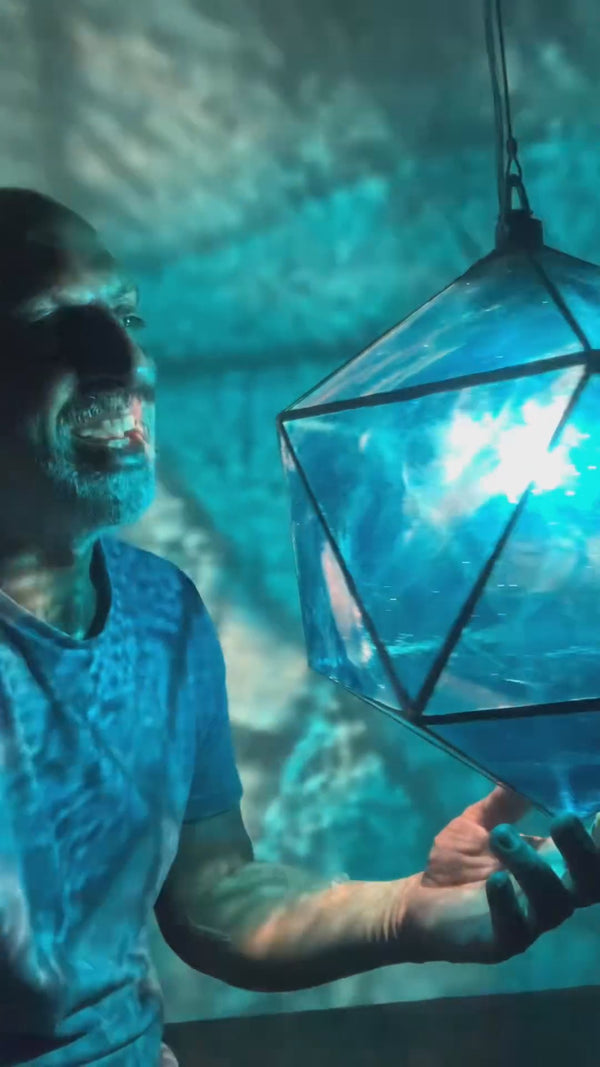 VIDEO: Incredible Custom Made Pendant Light - Sold in under two minutes!