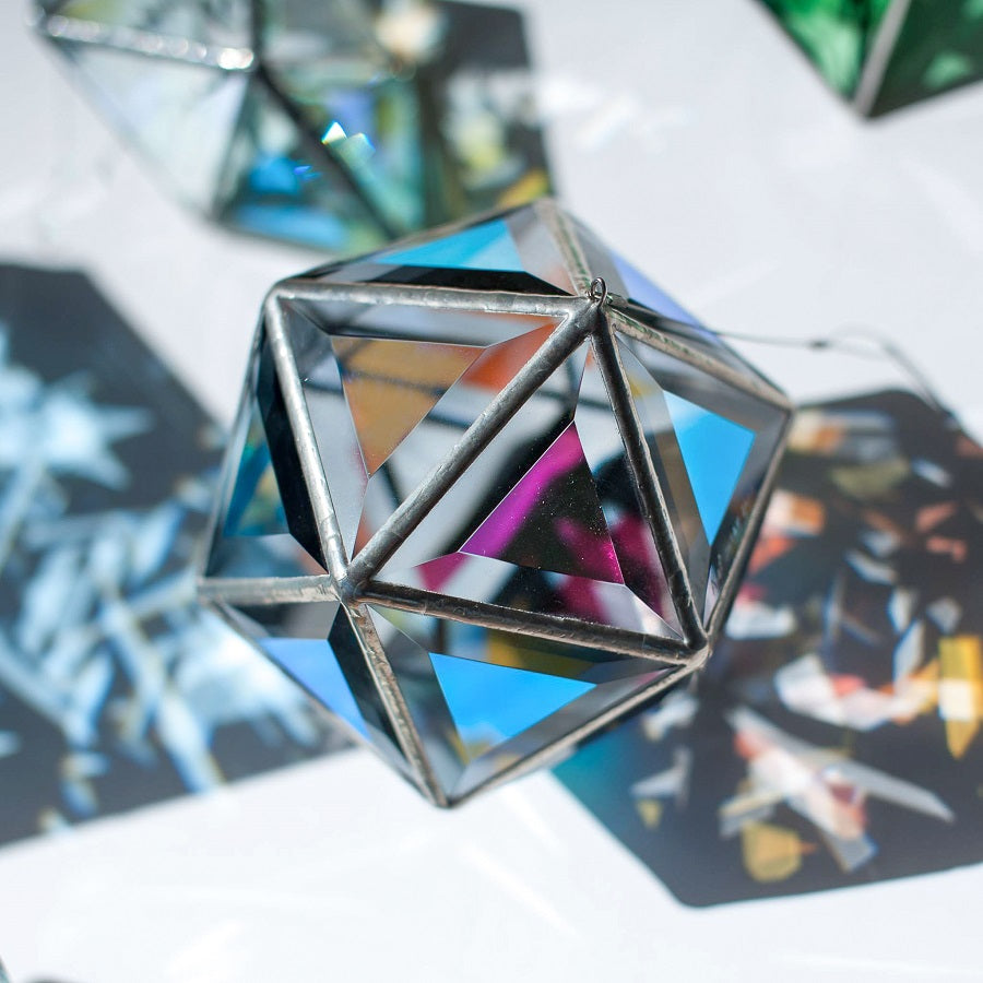 Ankaa | Icosahedron | Dichroic Grey